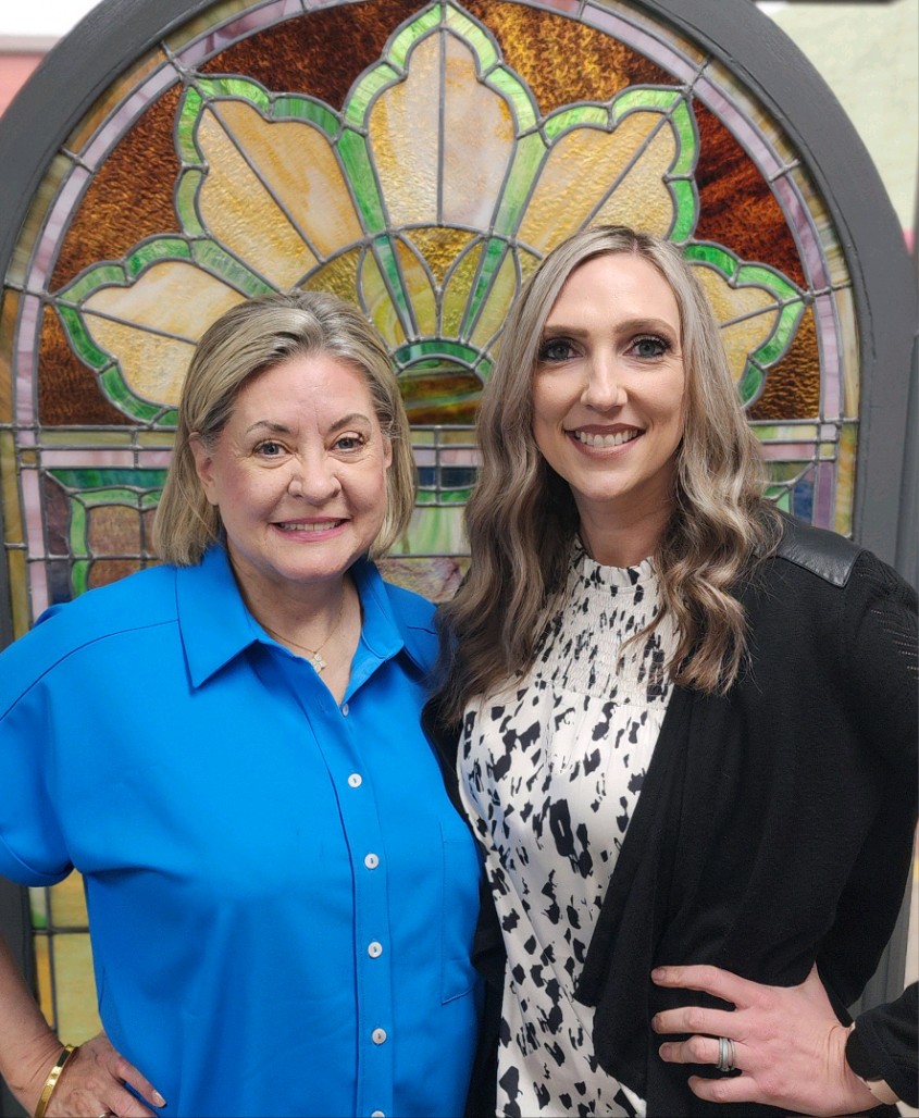 Drs. Richardson and Spearman, the eye care doctors of Pittsburg, Texas.